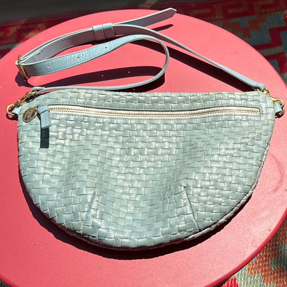Clare V Grande Fanny - light blue, woven leather